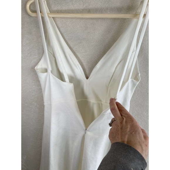 Lulu's cream color v-neck back and front strappy sleeveless dress size Medium - Picture 5 of 8